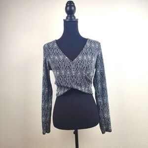 Divided H&M Women L Black And Silver Sparkle Wrap Crop Top Long Sleeve V-Neck